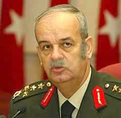 В Украину прибыл начальник Генштаба ВС Турции генерал Башбуг